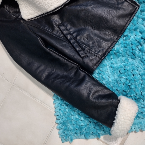Faux leather/wool jacket - Picture 7 of 16